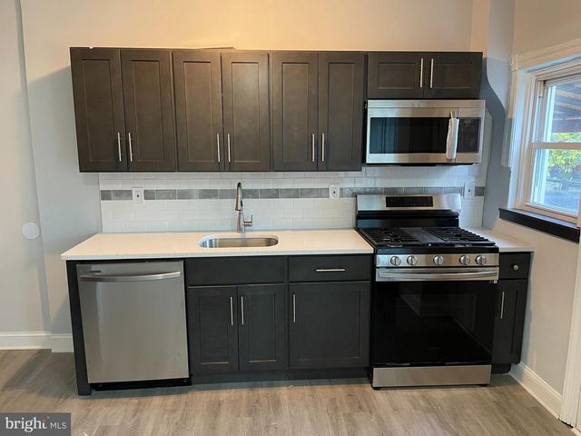 532 E MAYLAND ST, Philadelphia, PA 19144