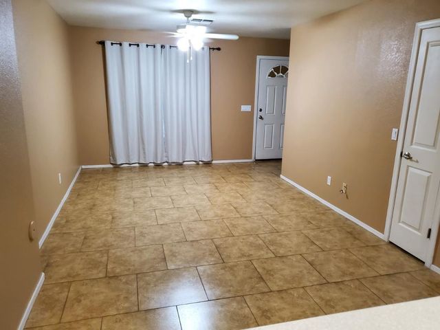 7801 N 44th Drive Unit 1062, Glendale, AZ 85301
