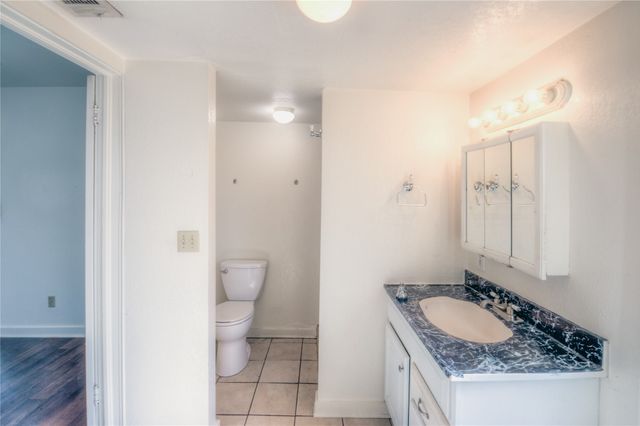 1501 W Boyce Avenue, Fort Worth, TX 76115