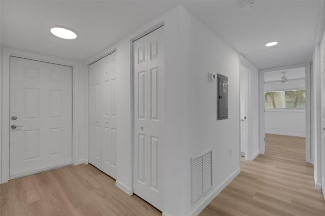 2826 W RAINBOW CIRCLE 2818, Sarasota, FL 34231