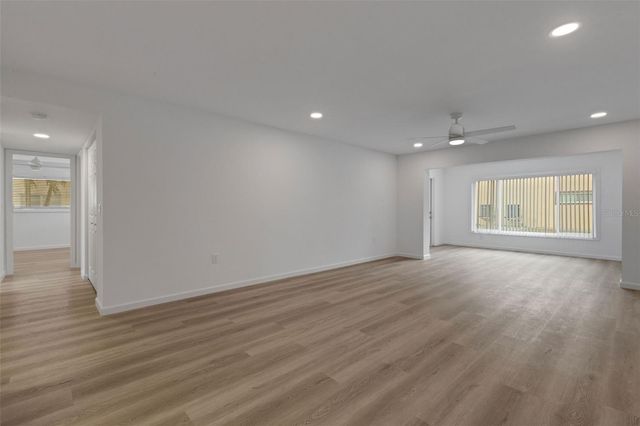 2826 W RAINBOW CIRCLE 2818, Sarasota, FL 34231