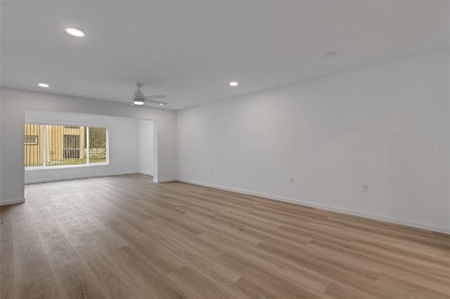 2826 W RAINBOW CIRCLE 2818, Sarasota, FL 34231