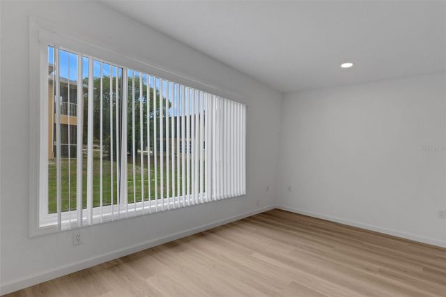 2826 W RAINBOW CIRCLE 2818, Sarasota, FL 34231