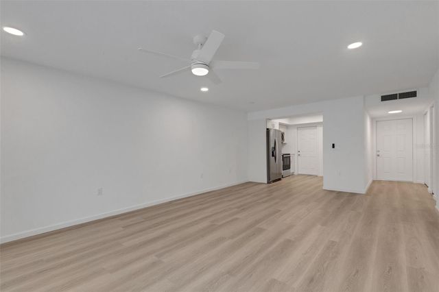 2826 W RAINBOW CIRCLE 2818, Sarasota, FL 34231