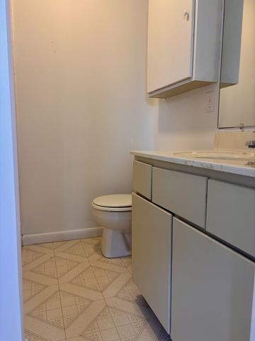 330 Dearman St, Smithville, TN 37166