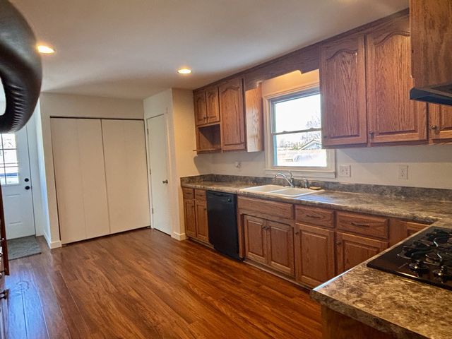 330 Dearman St, Smithville, TN 37166