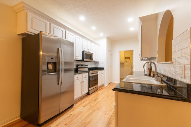 131 Belmont Cir, Hendersonville, TN 37075