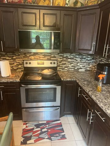 1026 Hansen Street, West Palm Beach, FL 33405