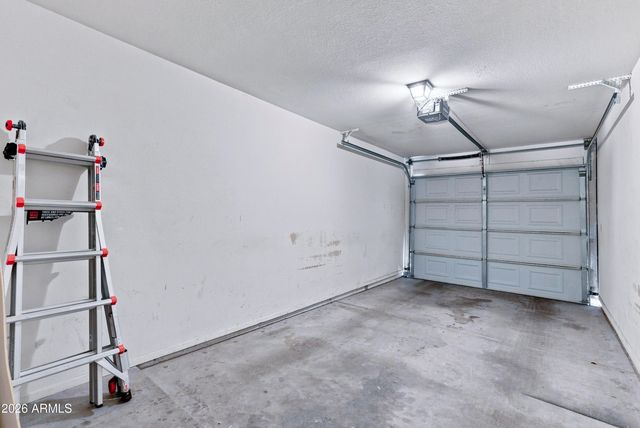 2020 W UNION HILLS Drive 202, Phoenix, AZ 85027
