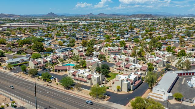 2020 W UNION HILLS Drive 202, Phoenix, AZ 85027
