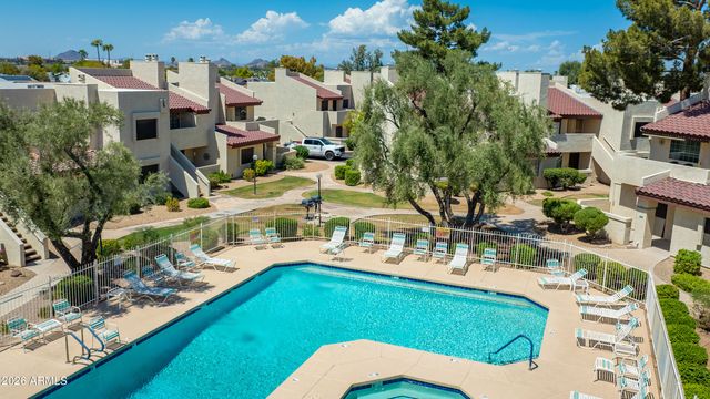2020 W UNION HILLS Drive 202, Phoenix, AZ 85027