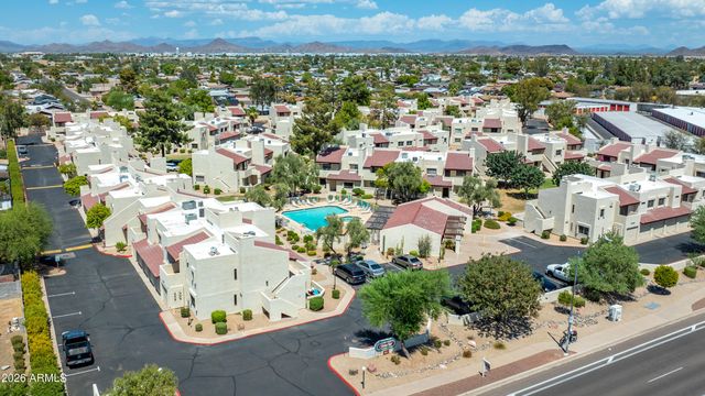 2020 W UNION HILLS Drive 202, Phoenix, AZ 85027