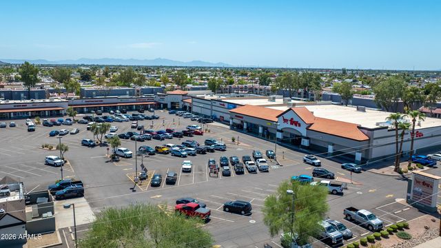 2020 W UNION HILLS Drive 202, Phoenix, AZ 85027