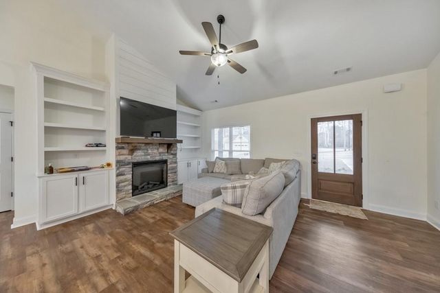 461 Barnwood Drive, Rockmart, GA 30153