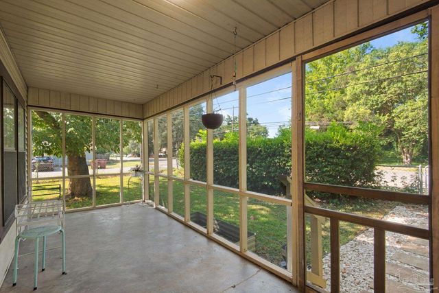 597 S Wilson St, Crestview, FL 32536