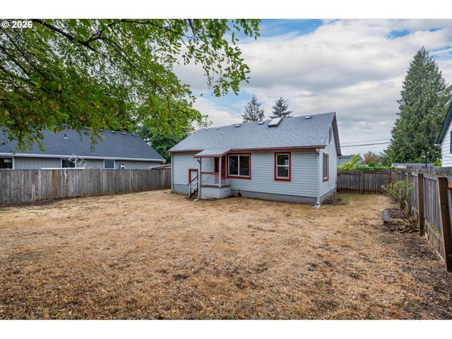 1305 Z St, Vancouver, WA 98661