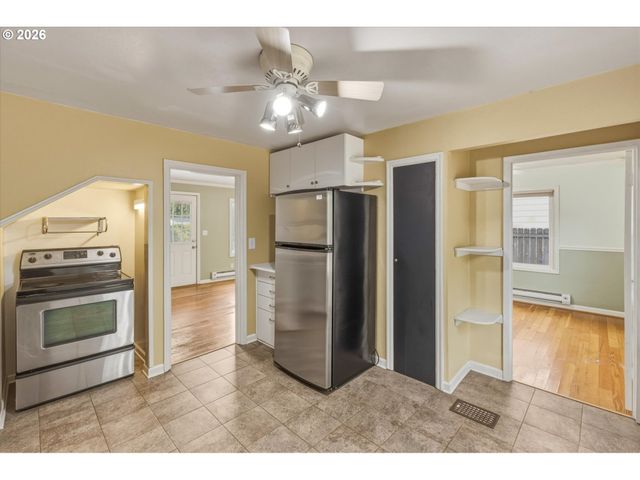1305 Z St, Vancouver, WA 98661