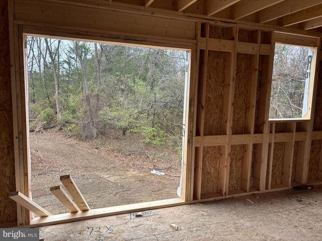 3607 HICKORY CT, Chambersburg, PA 17202