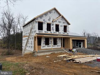 3607 HICKORY CT, Chambersburg, PA 17202