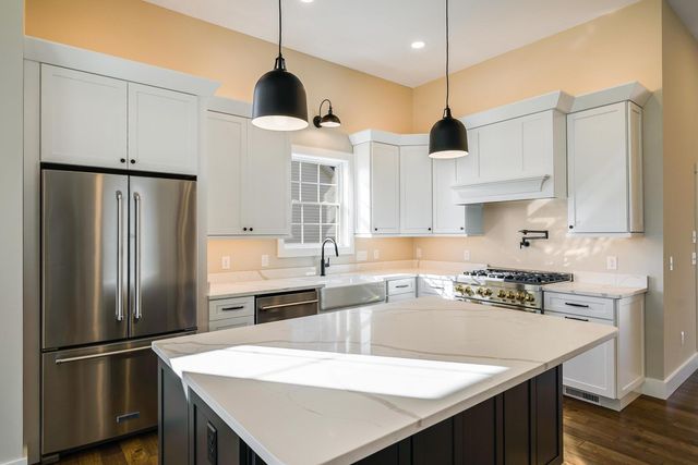 8341 ROCK CREEK RD, Mcgaheysville, VA 22840