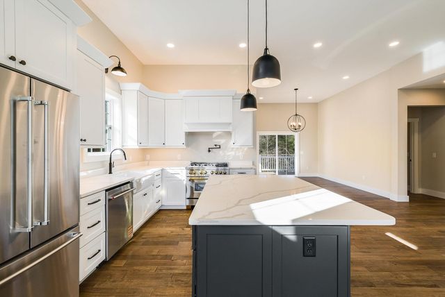 8341 ROCK CREEK RD, Mcgaheysville, VA 22840