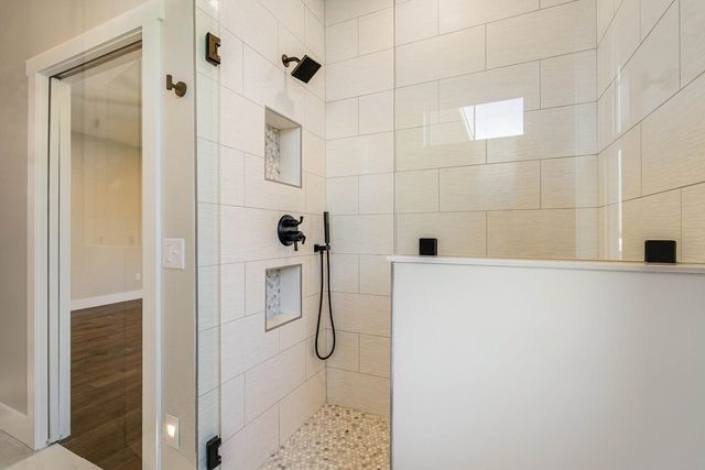 8341 ROCK CREEK RD, Mcgaheysville, VA 22840