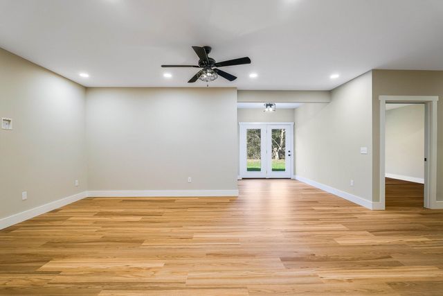 8341 ROCK CREEK RD, Mcgaheysville, VA 22840