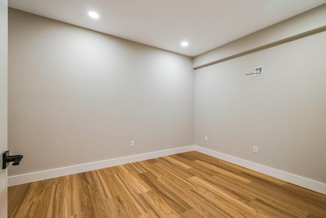 8341 ROCK CREEK RD, Mcgaheysville, VA 22840