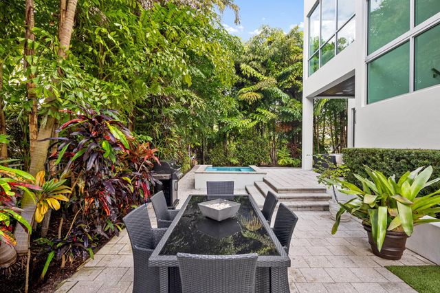 1005 Bucida Road, Delray Beach, FL 33483