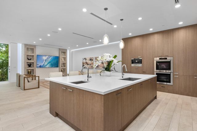 1005 Bucida Road, Delray Beach, FL 33483