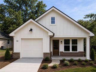 32 Walker Street, Cartersville, GA 30120