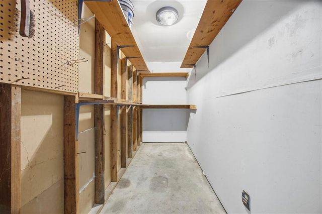 2071 Walden Park Place, Snellville, GA 30078