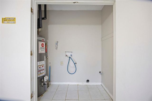 2071 Walden Park Place, Snellville, GA 30078