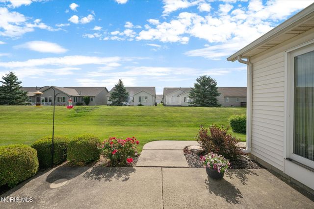 4257 E Waterbend Drive, Maumee, OH 43537