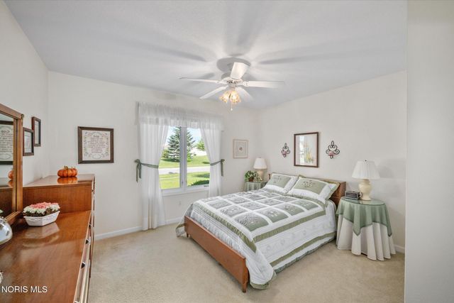 4257 E Waterbend Drive, Maumee, OH 43537