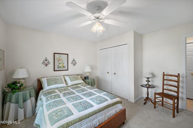 4257 E Waterbend Drive, Maumee, OH 43537
