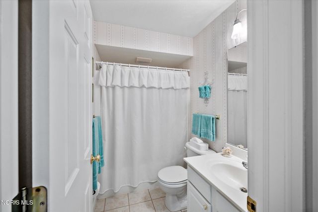 4257 E Waterbend Drive, Maumee, OH 43537