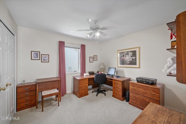 4257 E Waterbend Drive, Maumee, OH 43537