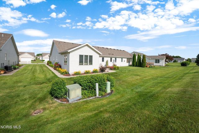 4257 E Waterbend Drive, Maumee, OH 43537