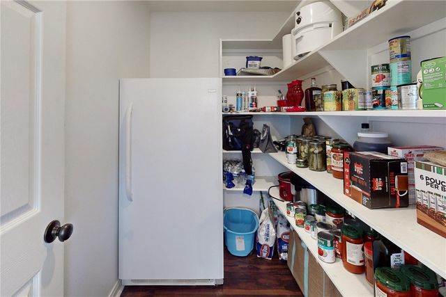 400 West OSR, Caldwell, TX 77836