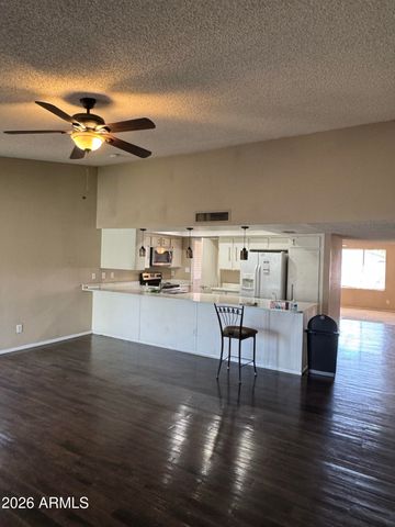 6540 W HAZELWOOD Street, Phoenix, AZ 85033