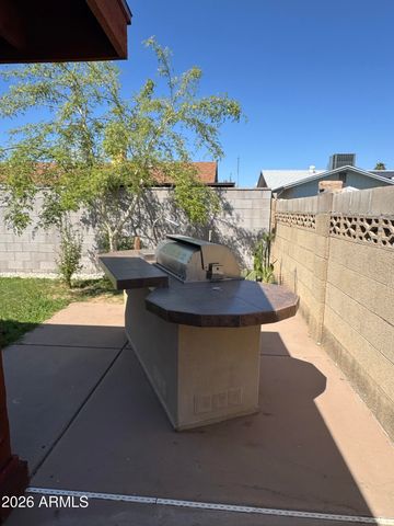 6540 W HAZELWOOD Street, Phoenix, AZ 85033