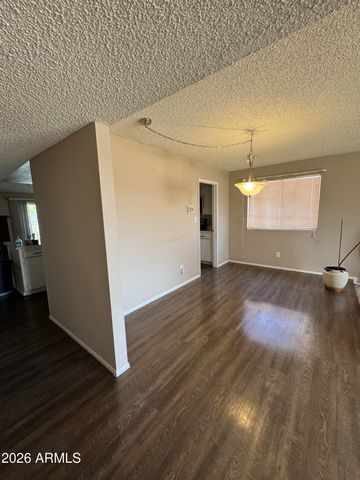 6540 W HAZELWOOD Street, Phoenix, AZ 85033