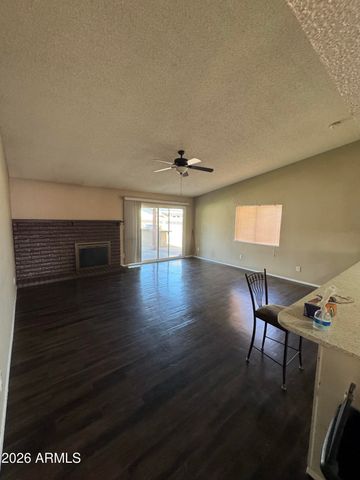 6540 W HAZELWOOD Street, Phoenix, AZ 85033