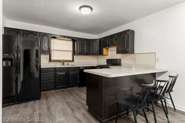 14716 Eureka Road, Southgate, MI 48195