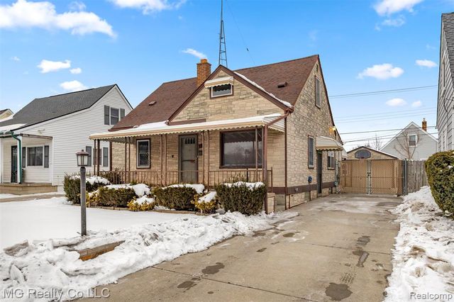 14716 Eureka Road, Southgate, MI 48195