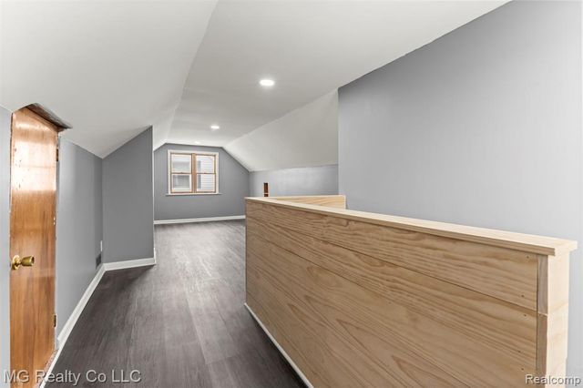 14716 Eureka Road, Southgate, MI 48195