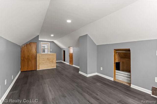 14716 Eureka Road, Southgate, MI 48195