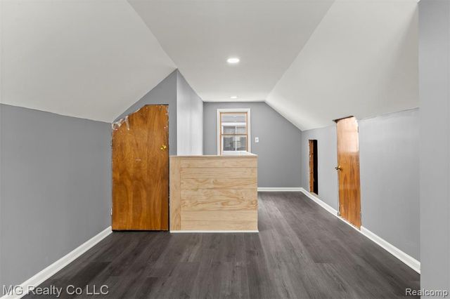 14716 Eureka Road, Southgate, MI 48195