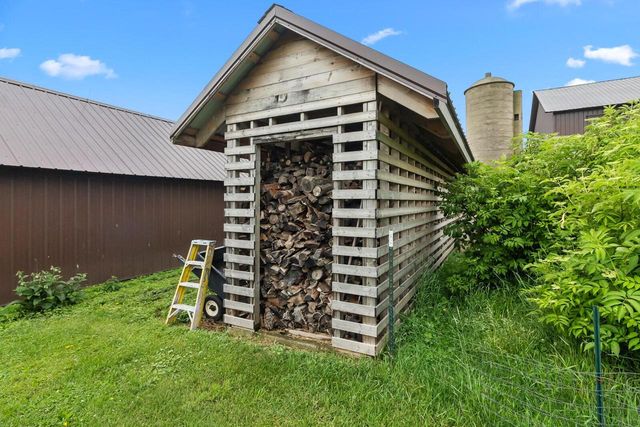 W5837 County Road A, Elkhorn, WI 53121